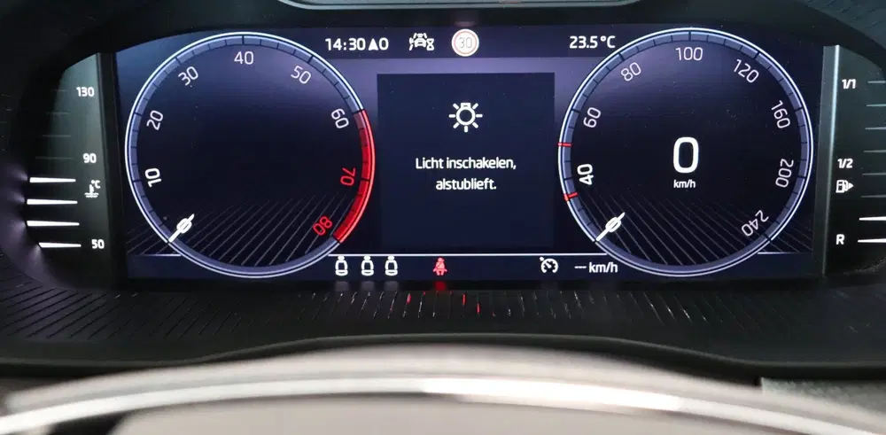 Skoda Kamiq 1.0 Business uit 2022, foto 15