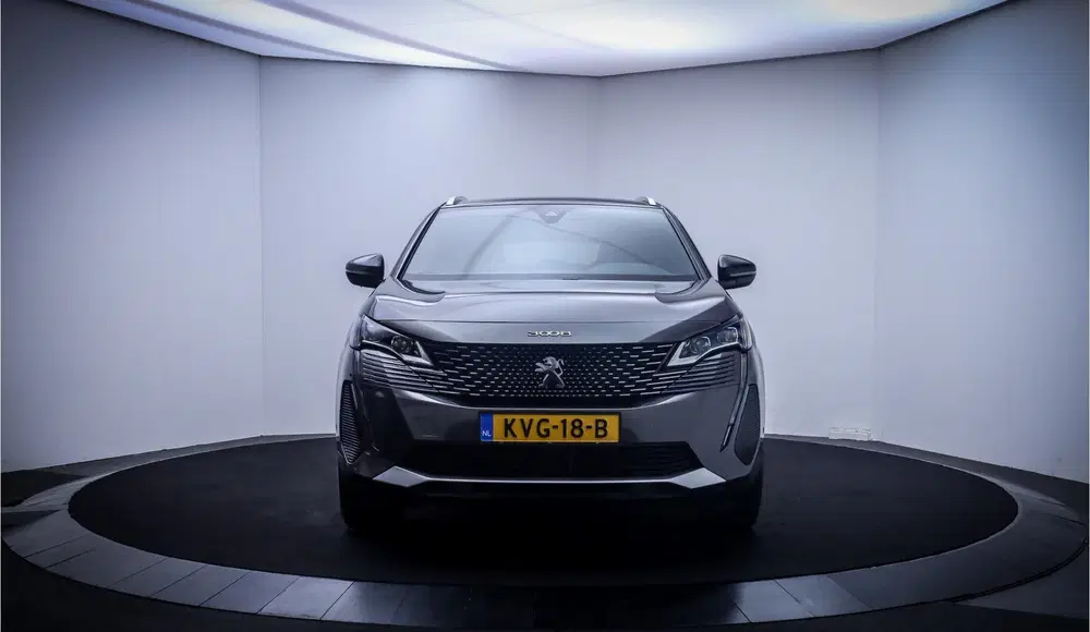 Peugeot 3008 1.2T Aut. GT-Pack Business NAVI uit 2023, foto 2