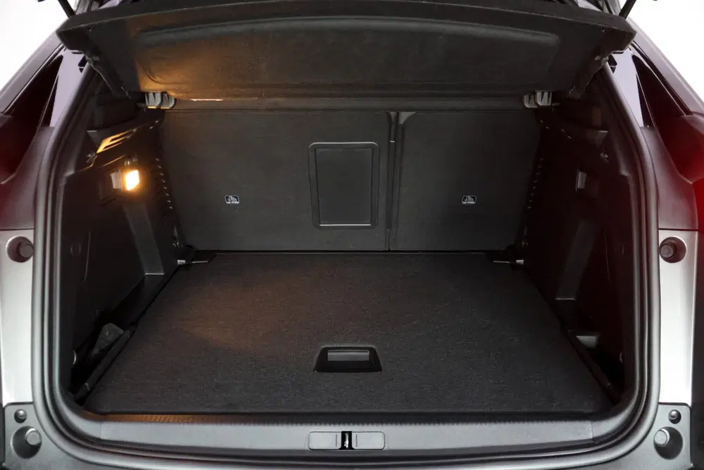 Peugeot 3008 1.2T Aut. GT-Pack Business NAVI uit 2023, foto 7