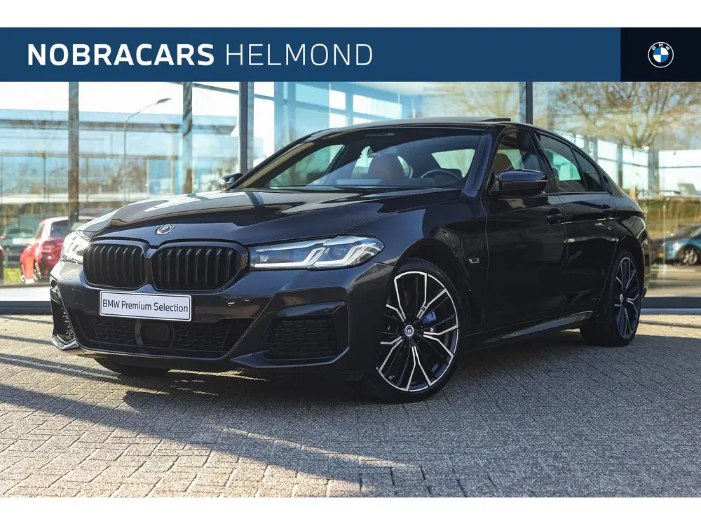 BMW 5-serie 545e xDrive M Sport Automaat uit 2022