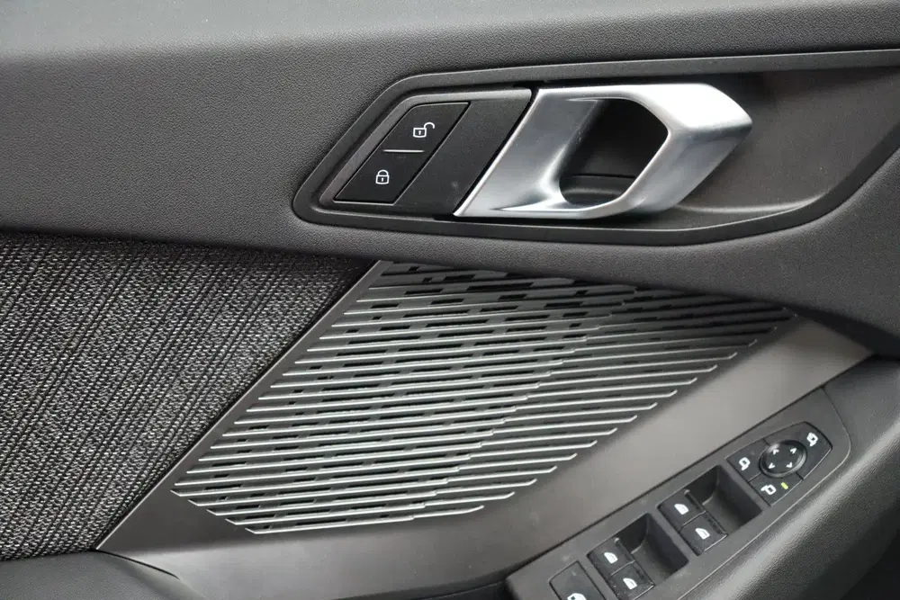 BMW 1-serie 120 M Sport Automaat uit 2026, foto 11
