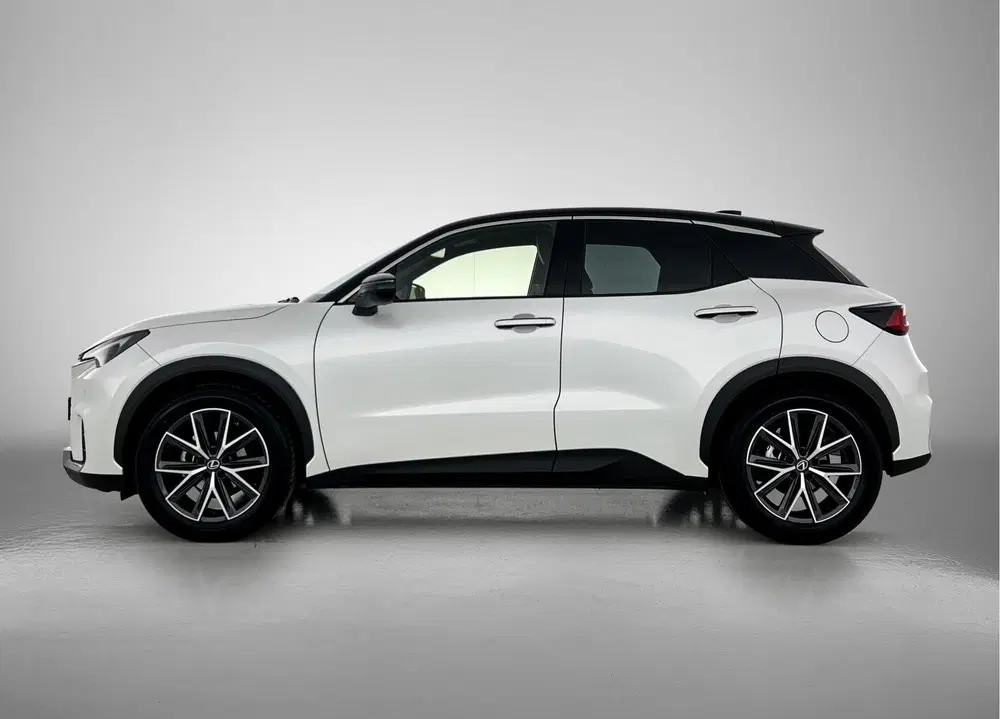 Lexus LBX 1.5 Hybrid Emotion Tech Pack (bj 2025 uit 2025, foto 3