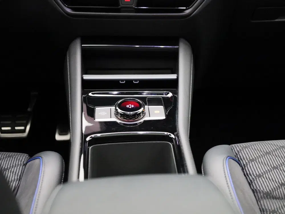 Volkswagen Tayron 1.5 eHybrid R-Line Edition 204 PK uit 2025, foto 10