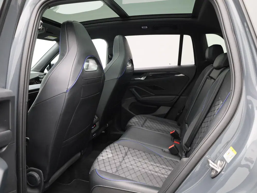 Volkswagen Tiguan 1.5 eHybrid R-Line Edition 204 PK uit 2025, foto 10