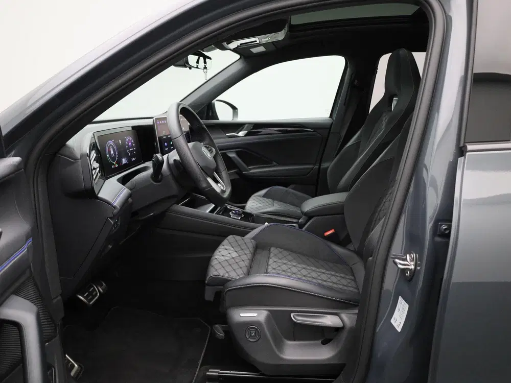 Volkswagen Tiguan 1.5 eHybrid R-Line Edition 204 PK uit 2025, foto 9