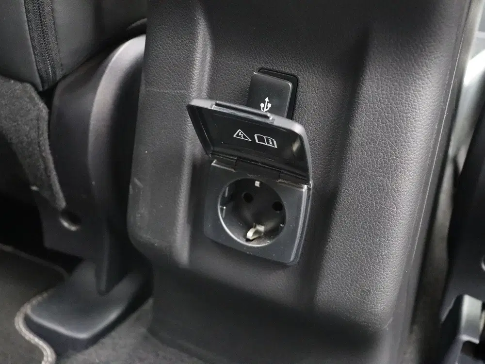 Mitsubishi Outlander 2.4 PHEV Instyle uit 2020, foto 5