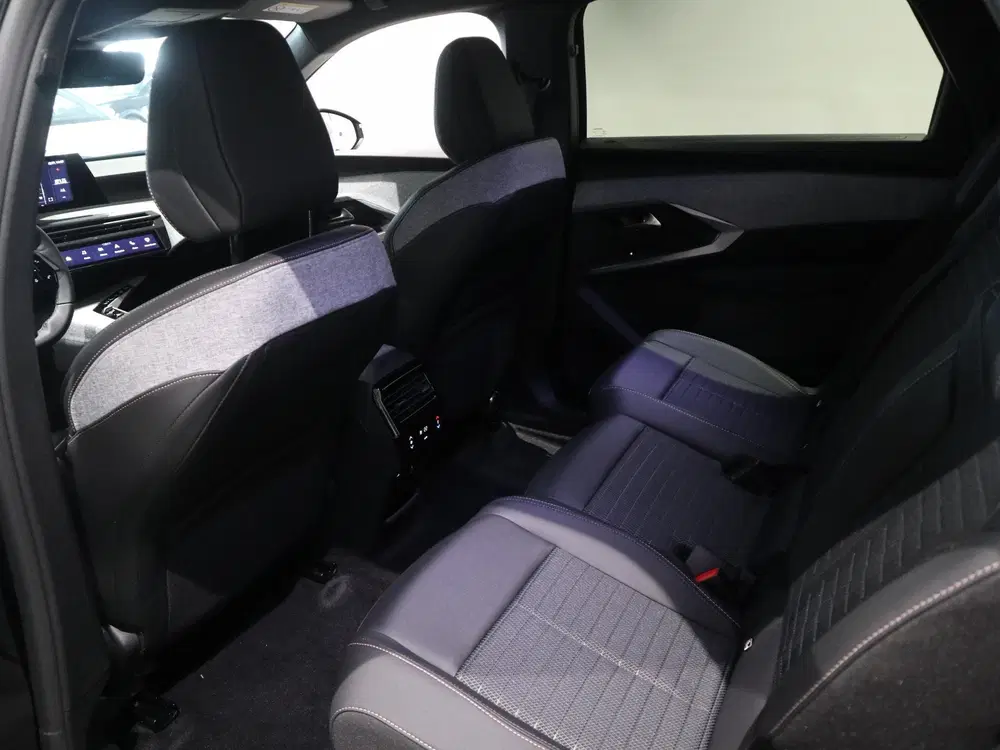 Peugeot 5008 Hybrid Allure Automaat uit 2025, foto 11