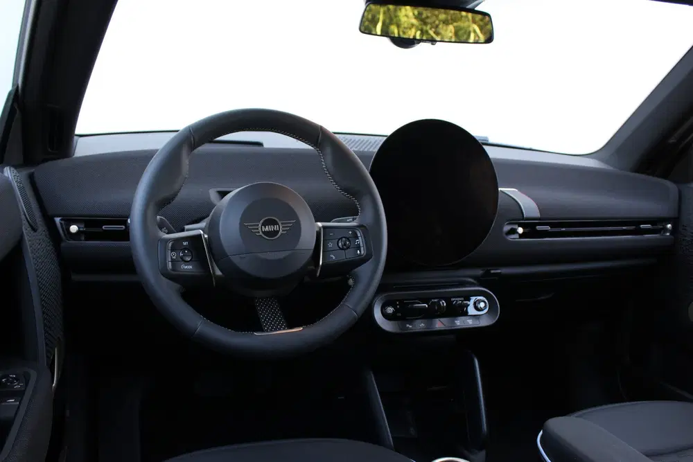 Mini Hatchback Cooper SE uit 2026, foto 11