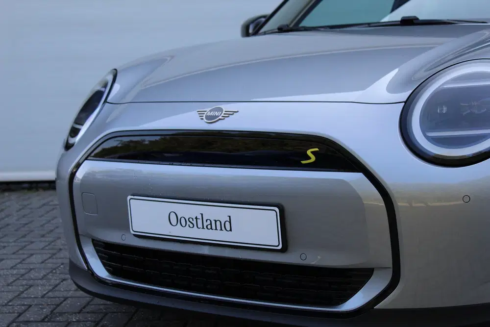 Mini Hatchback Cooper SE uit 2026, foto 14
