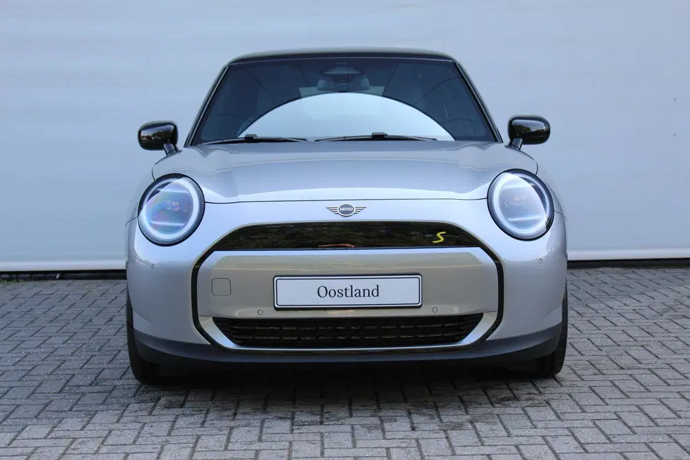 Mini Hatchback Cooper SE uit 2026, foto 4