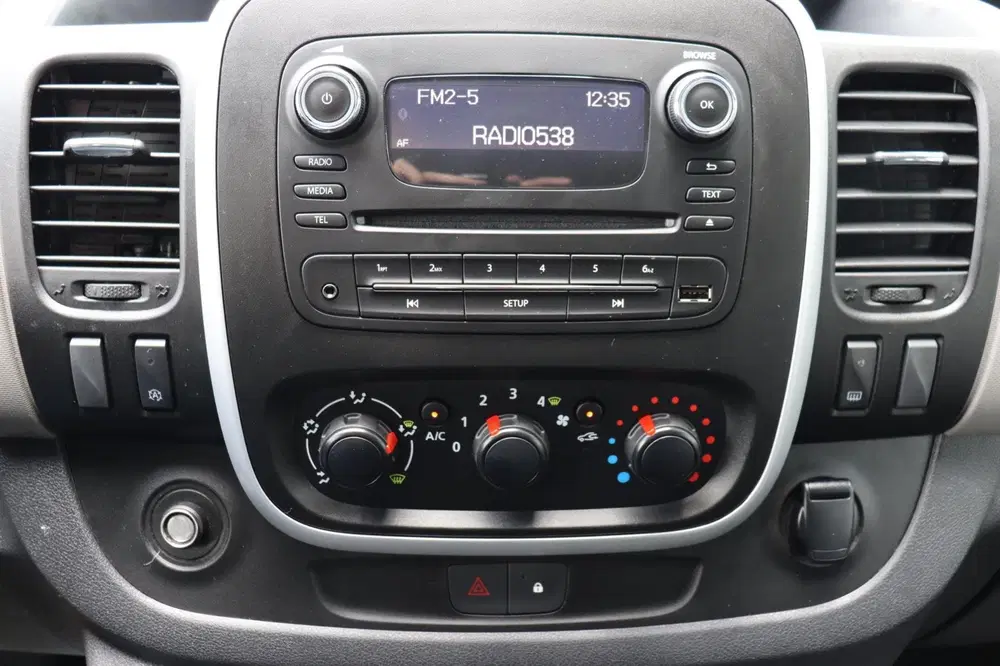 Renault Trafic 1.6 dCi 88kw Zen 9-persoons 14386 uit 2019, foto 14