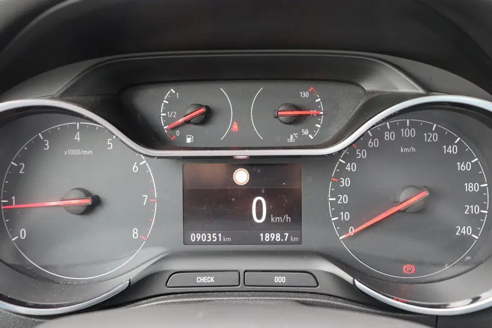 Opel Crossland 1.2 Turbo Innovation org NL-auto uit 2019, foto 12