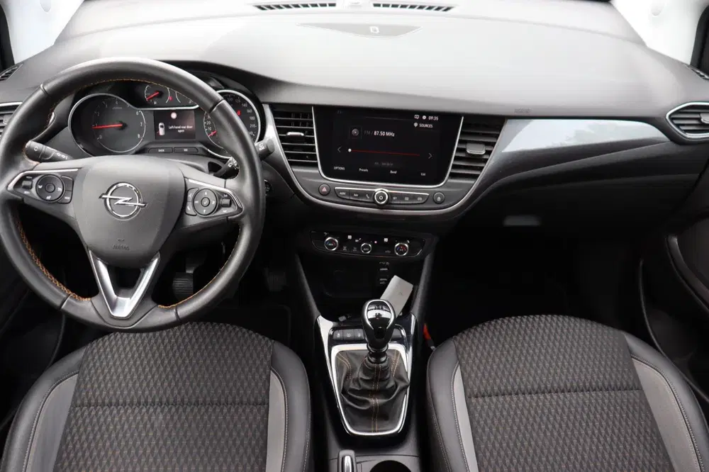 Opel Crossland 1.2 Turbo Innovation org NL-auto uit 2019, foto 9
