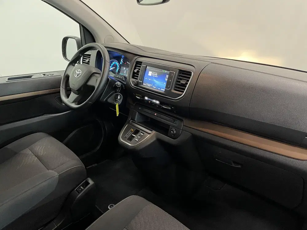 Toyota Proace Luxury L2 8persoons PERSONENBUS uit 2022, foto 9
