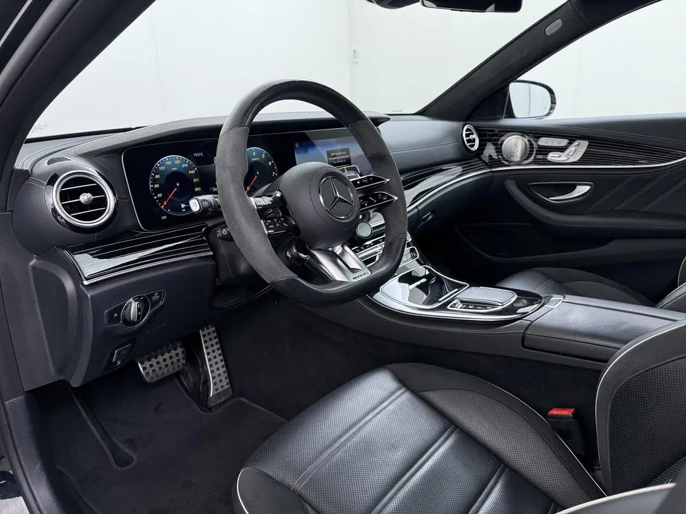 Mercedes-Benz E-Klasse AMG 63 S 4MATIC+ uit 2022, foto 2