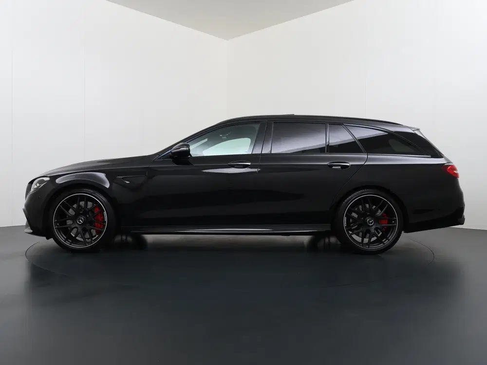 Mercedes-Benz E-Klasse AMG 63 S 4MATIC+ uit 2022, foto 3