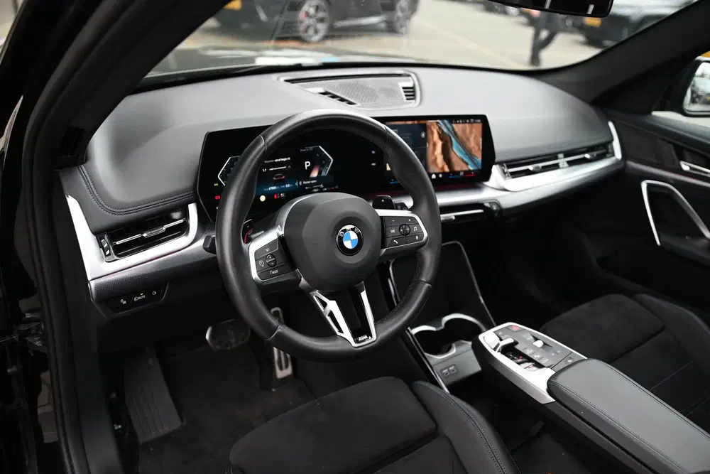BMW X1 sDrive18i M Sport Automaat uit 2024, foto 15