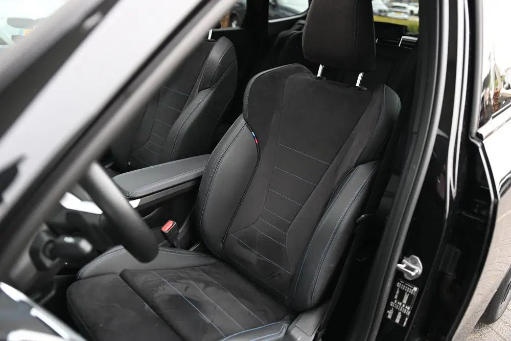 BMW X1 sDrive18i M Sport Automaat uit 2024, foto 3