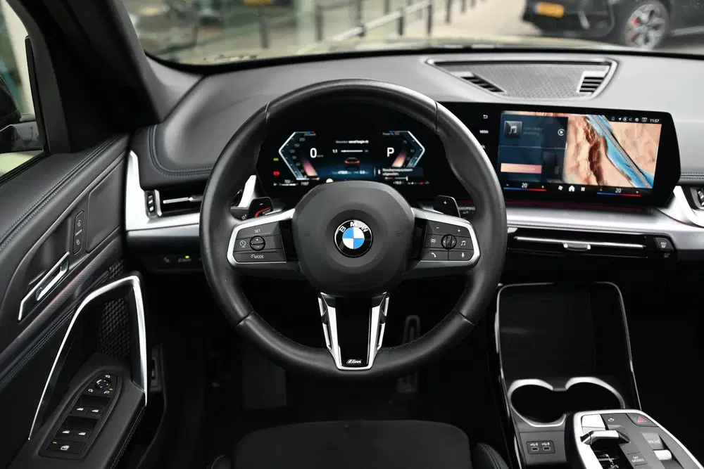 BMW X1 sDrive18i M Sport Automaat uit 2024, foto 8