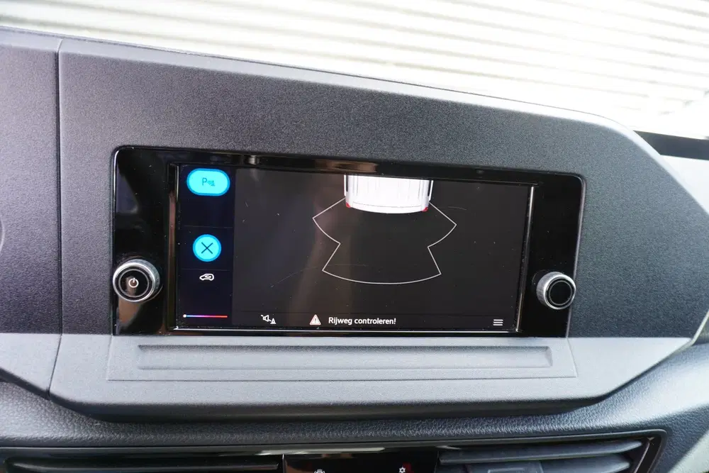 Volkswagen Caddy Cargo 102pk Apple Carplay Parkeersensoren uit 2024, foto 15