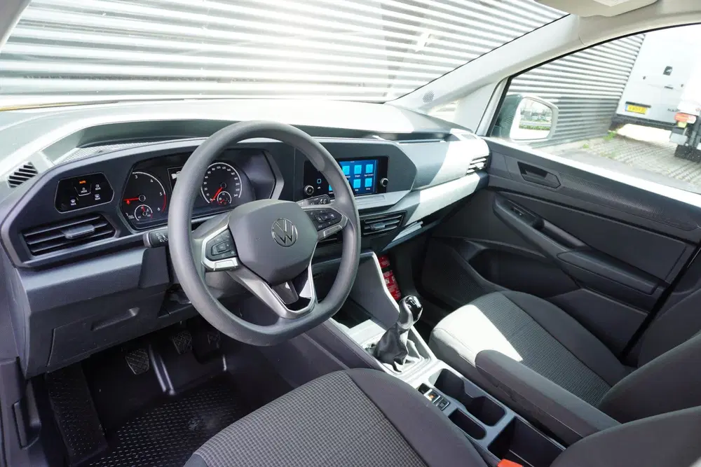 Volkswagen Caddy Cargo 102pk Apple Carplay Parkeersensoren uit 2024, foto 2