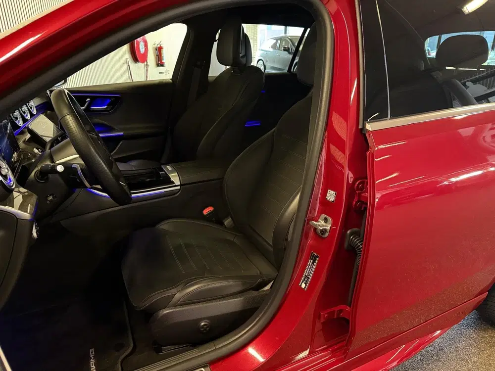 Mercedes-Benz C-Klasse 220D AMG STYLING-PANORAMA-MEMO uit 2023, foto 11