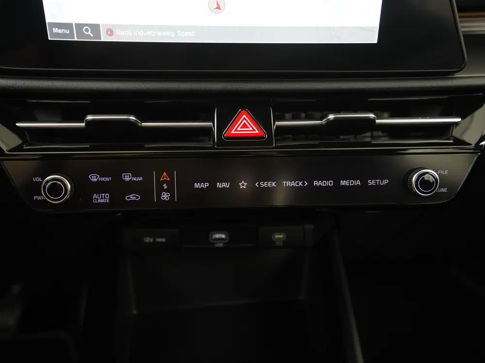 Kia Niro 1.6 GDi Hybrid DynamicLine uit 2024, foto 12