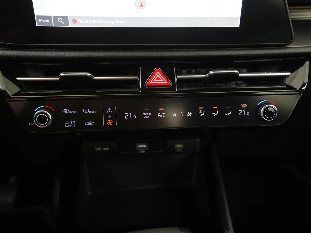 Kia Niro 1.6 GDi Hybrid DynamicLine uit 2024, foto 13