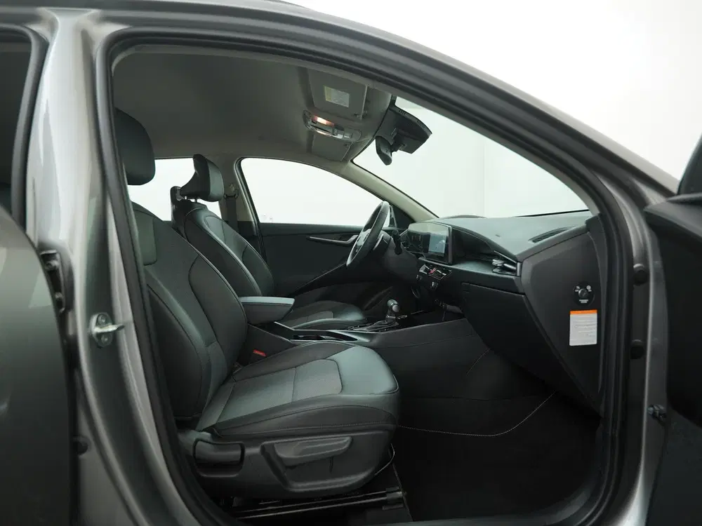 Kia Niro 1.6 GDi Hybrid DynamicLine uit 2024, foto 3