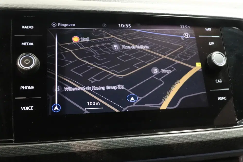 Volkswagen T-Cross 1.0 TSI 2 x R-Line uit 2021, foto 10