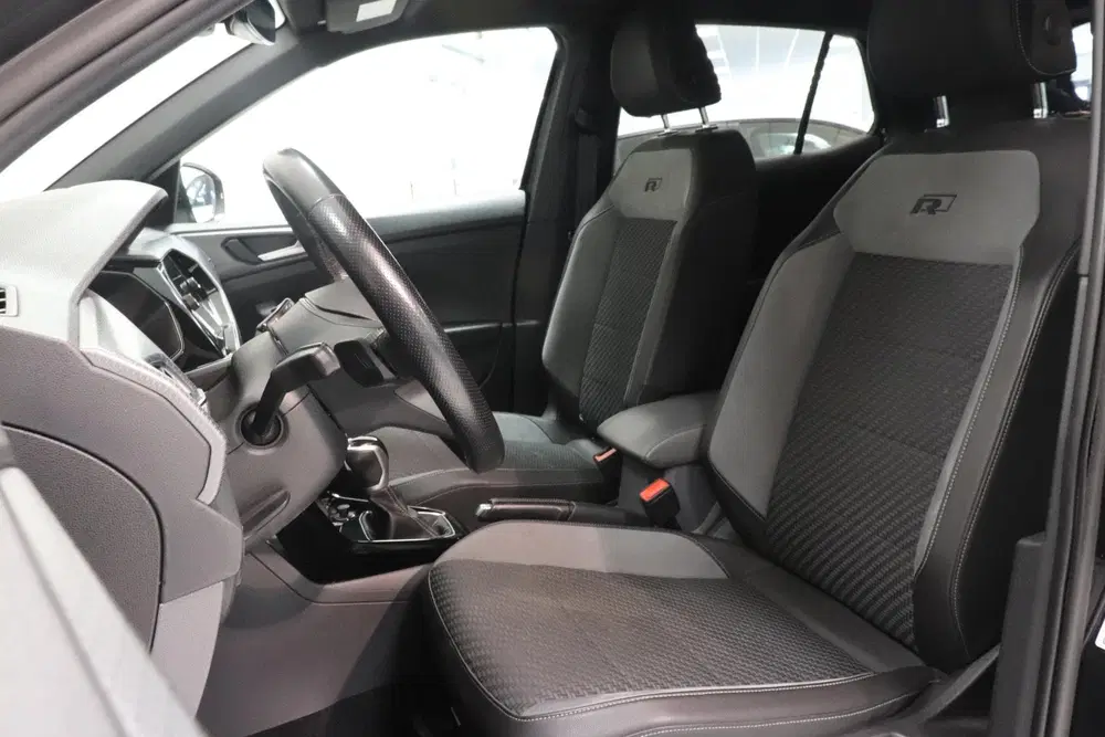 Volkswagen T-Cross 1.0 TSI 2 x R-Line uit 2021, foto 6