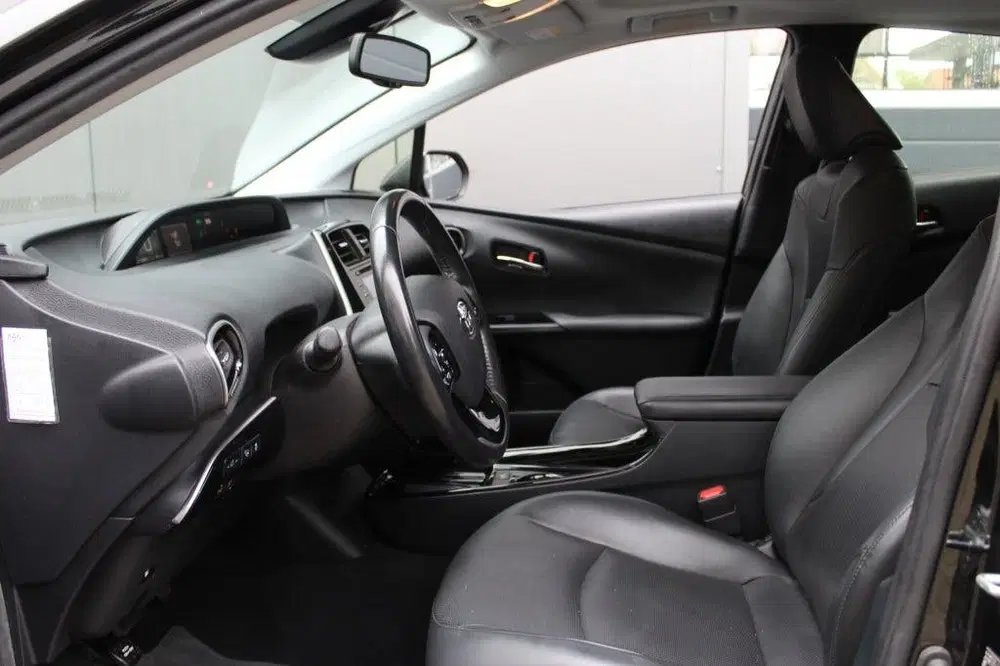 Toyota Prius 1.8 Executive uit 2019, foto 3