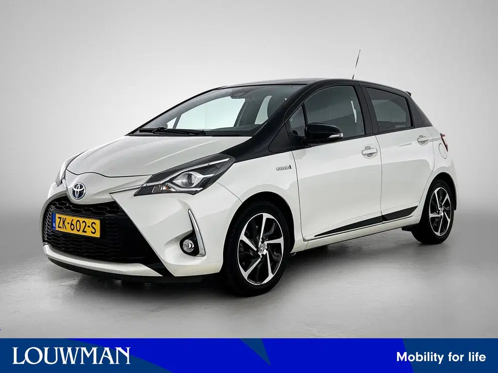 Toyota Yaris 1.5 Hybrid Executive Bi-Tone uit 2019