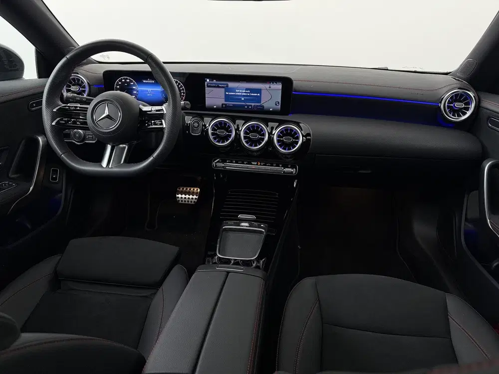 Mercedes-Benz CLA 250e Business Soluti uit 2025, foto 9
