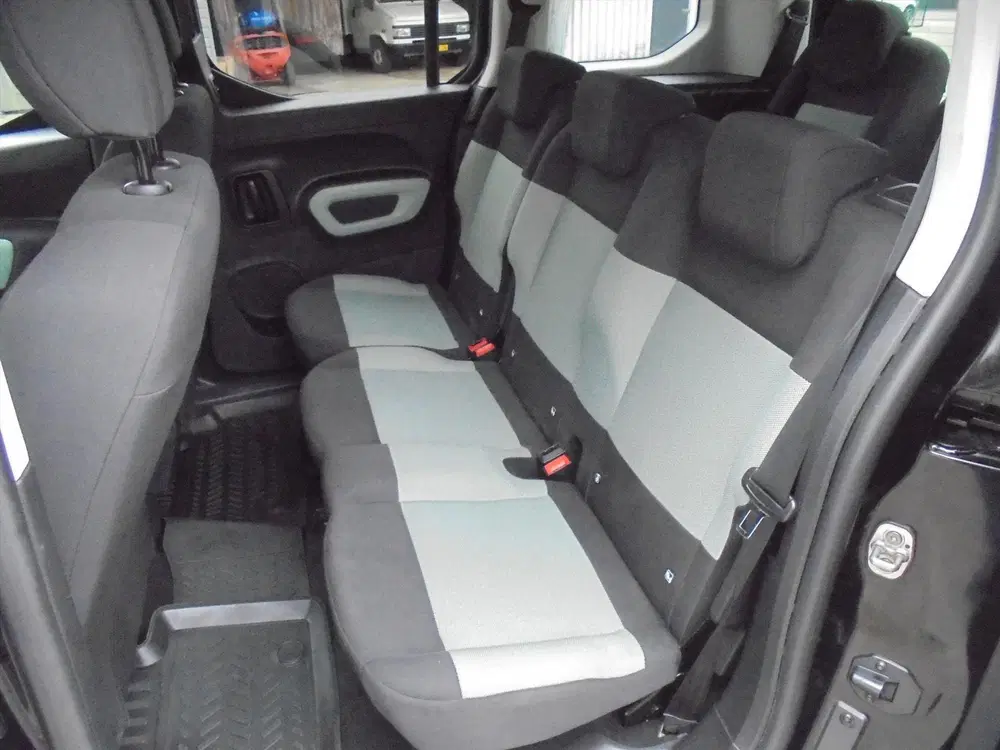 Citroën Berlingo 1.2 PureTech 110PK 7-PERSOONS TREKHAAK uit 2019, foto 14