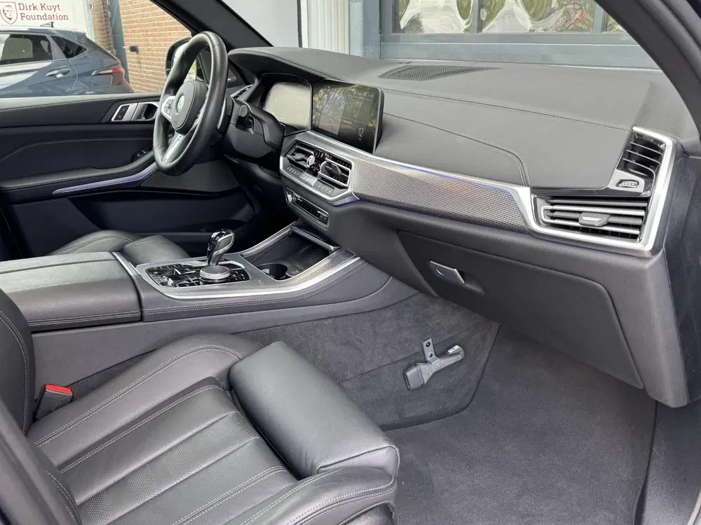 BMW X5 XDRIVE40I HIGH EXECUTIVE I M-SPORT I SCHUI uit 2020, foto 8
