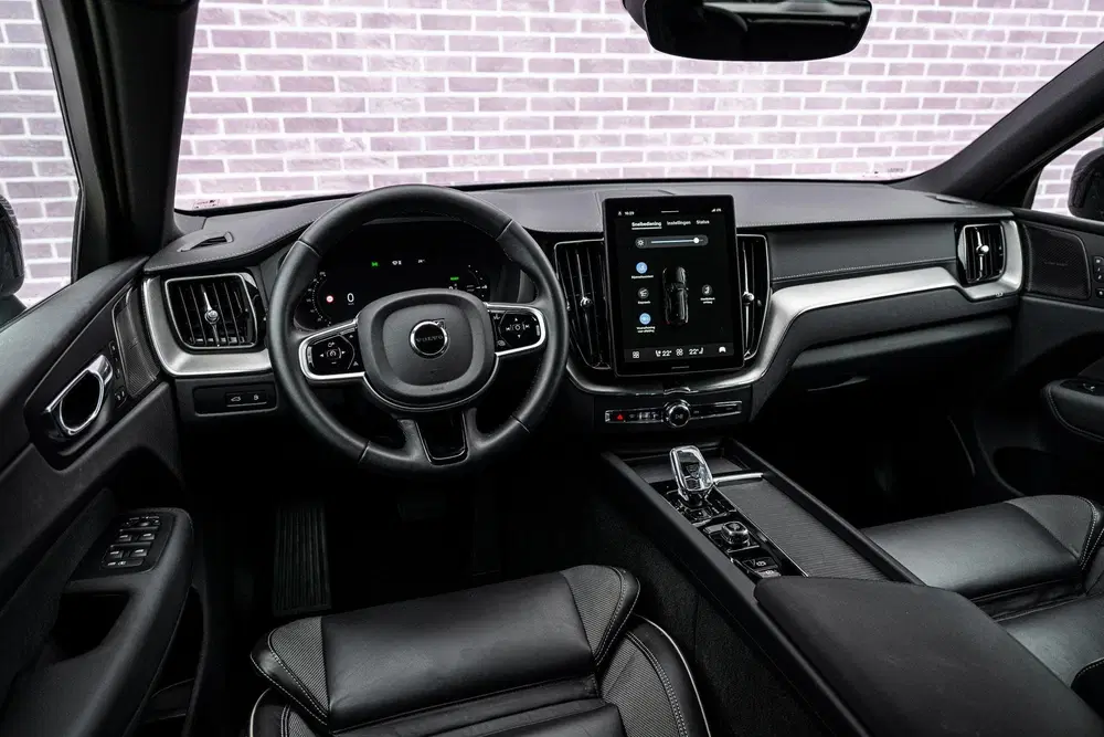 Volvo XC60 2.0 T6 Plug-in Hybrid AWD Ultra Black Edit uit 2026, foto 11