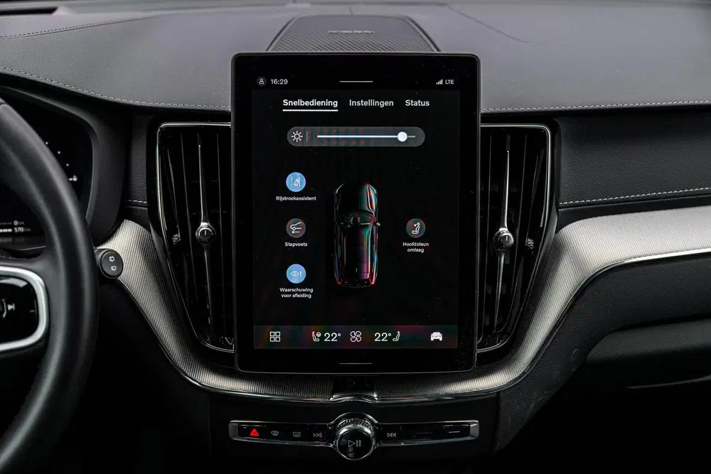 Volvo XC60 2.0 T6 Plug-in Hybrid AWD Ultra Black Edit uit 2026, foto 12