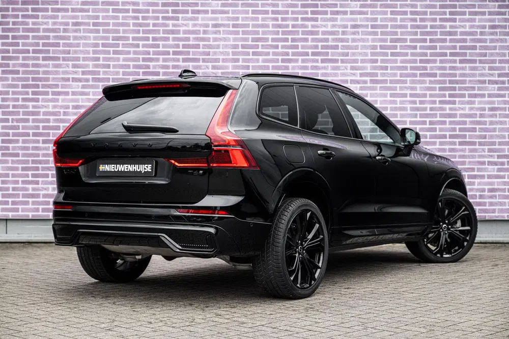 Volvo XC60 2.0 T6 Plug-in Hybrid AWD Ultra Black Edit uit 2026, foto 2