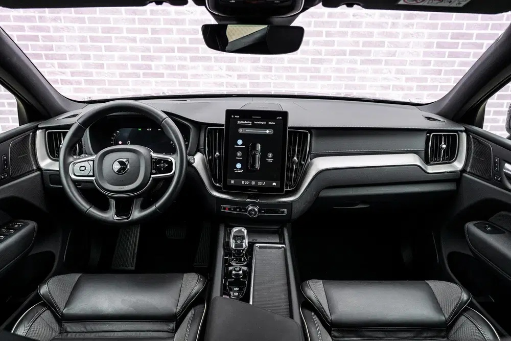 Volvo XC60 2.0 T6 Plug-in Hybrid AWD Ultra Black Edit uit 2026, foto 5