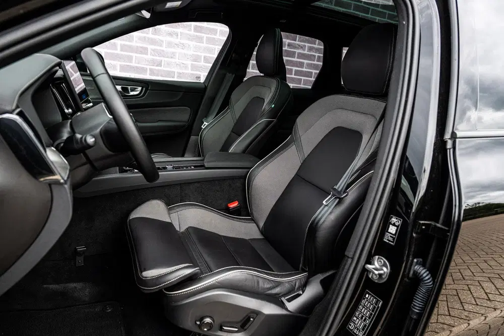 Volvo XC60 2.0 T6 Plug-in Hybrid AWD Ultra Black Edit uit 2026, foto 6