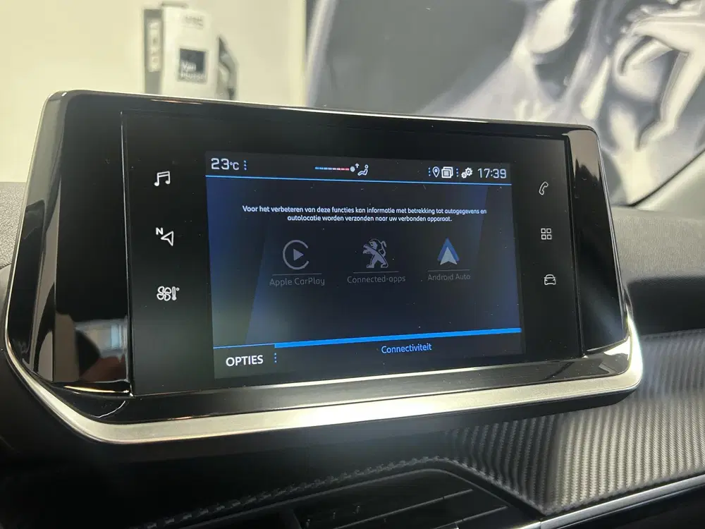 Peugeot 208 1.2 PureTech Active Pack uit 2021, foto 10