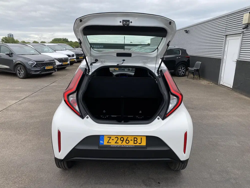 Toyota Aygo X 1.0 VVT-i MT Play Nette auto uit 2024, foto 6