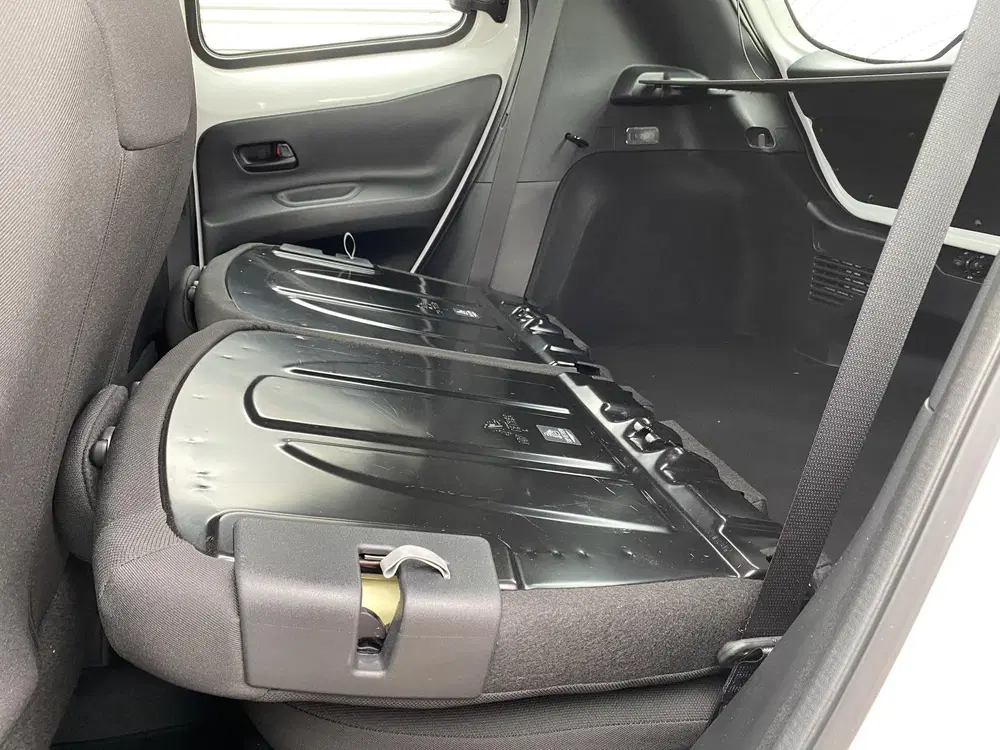 Toyota Aygo X 1.0 VVT-i MT Play Nette auto uit 2024, foto 9