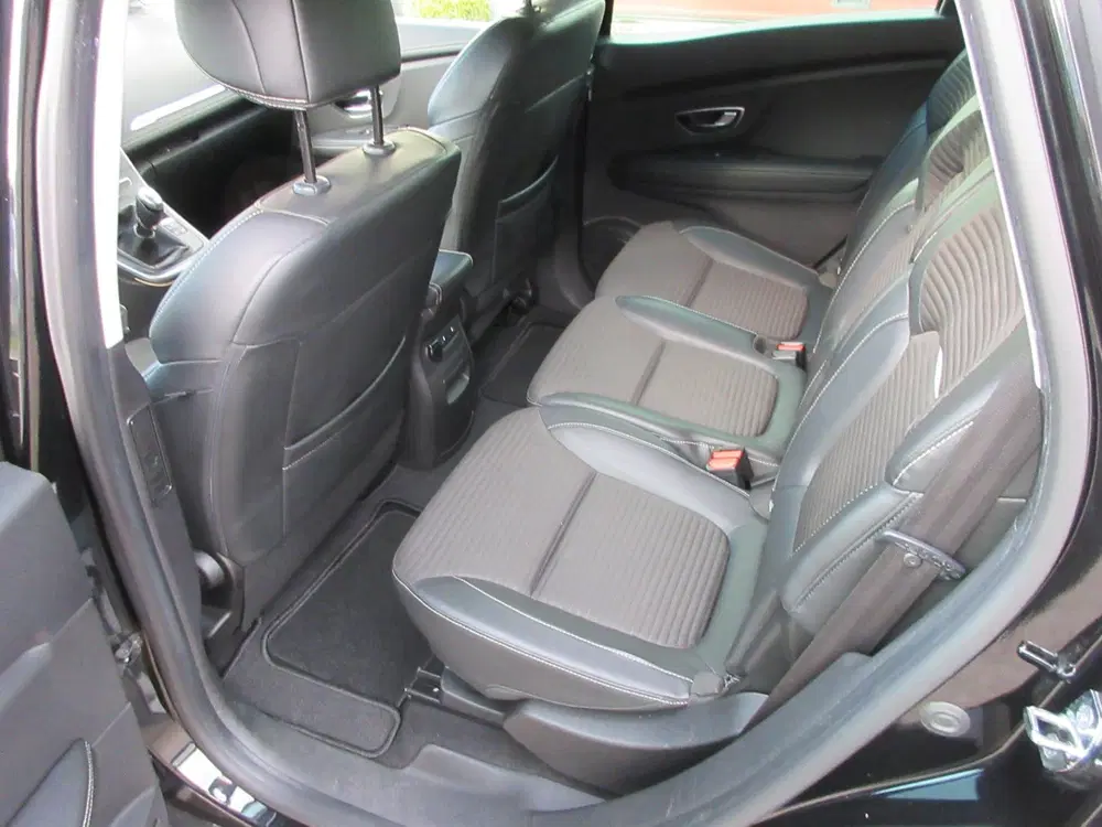 Renault Scenic 1.3 TCe Intens uit 2019, foto 10