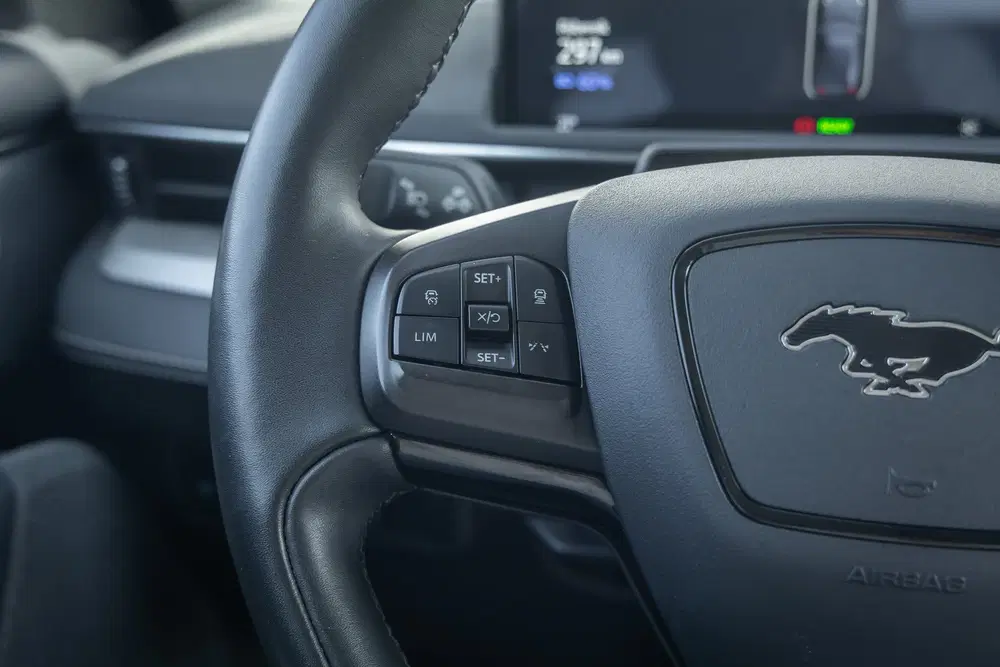 Ford Mustang Mach-E Extended RWD 98 kWh nlauto 360camera uit 2021, foto 14