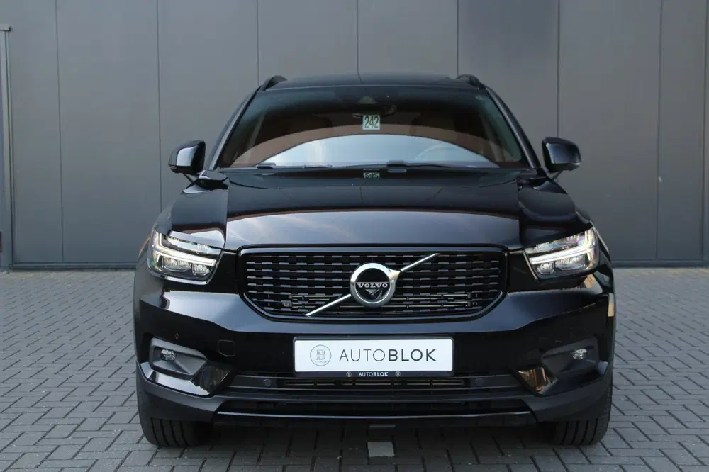 Volvo XC40 1.5 T4 Recharge R-Design Expression uit 2021, foto 3