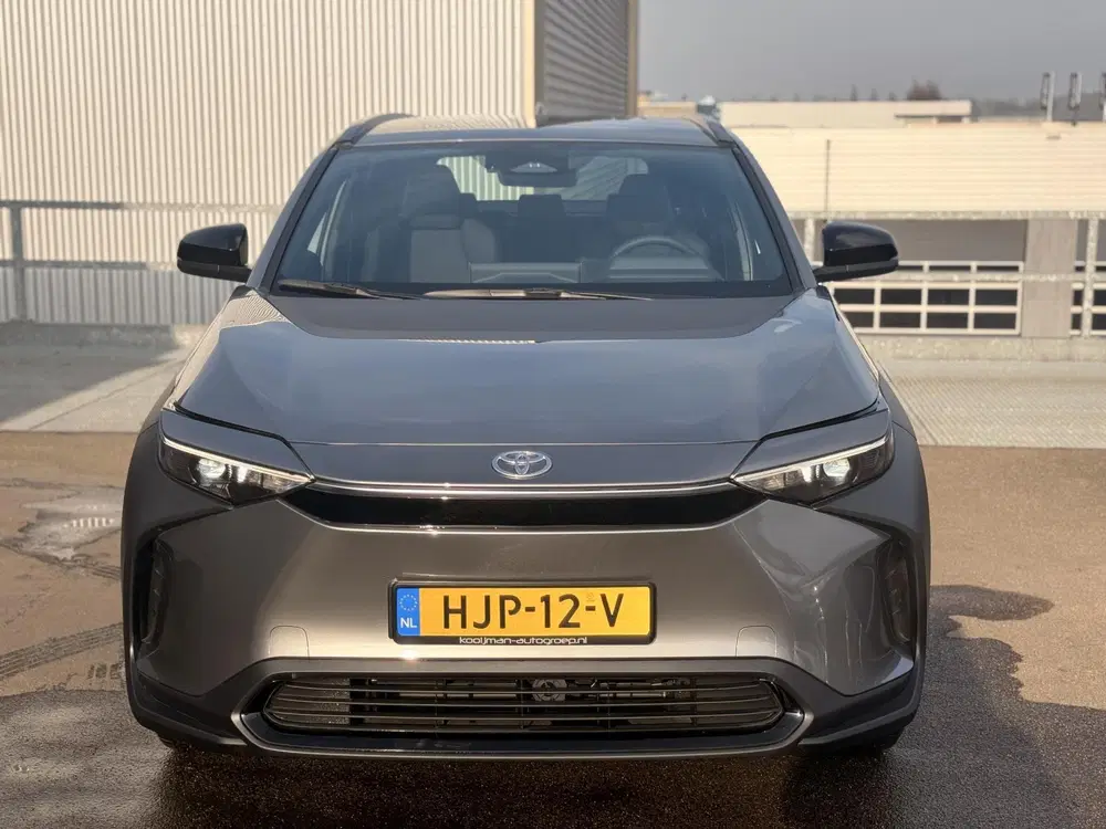 Toyota bZ4X Active 71 kWh Speciale PRIJS Nieuw 3km 27 uit 2025, foto 3