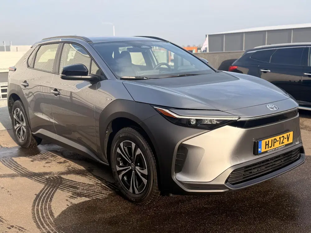 Toyota bZ4X Active 71 kWh Speciale PRIJS Nieuw 3km 27 uit 2025, foto 6