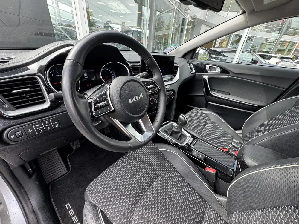 Kia Ceed 1.0 T-GDi DynamicPlusLine 120PK uit 2022, foto 11
